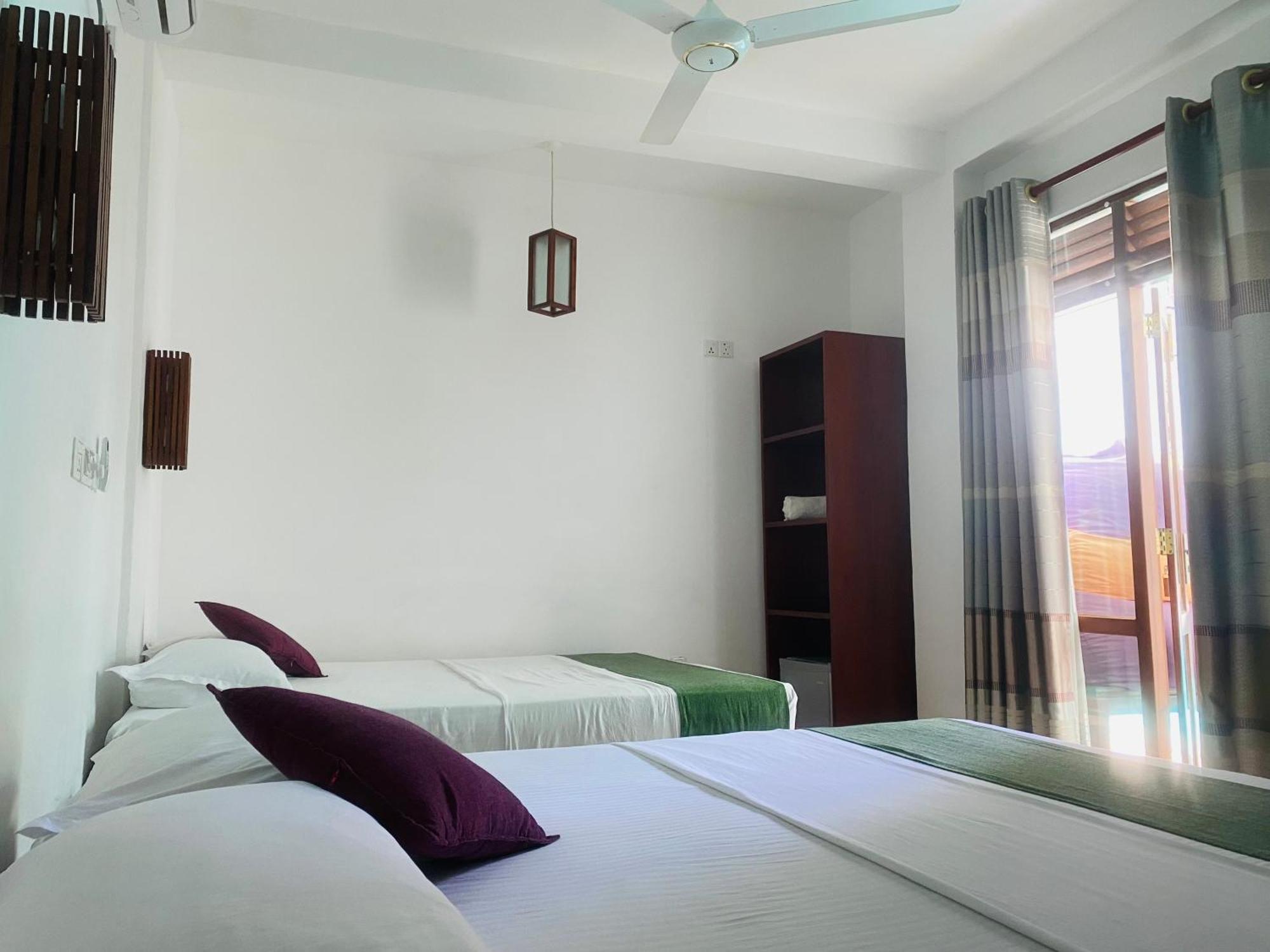 Bienvenido Cozy Madiha Hotel Matara Quarto foto