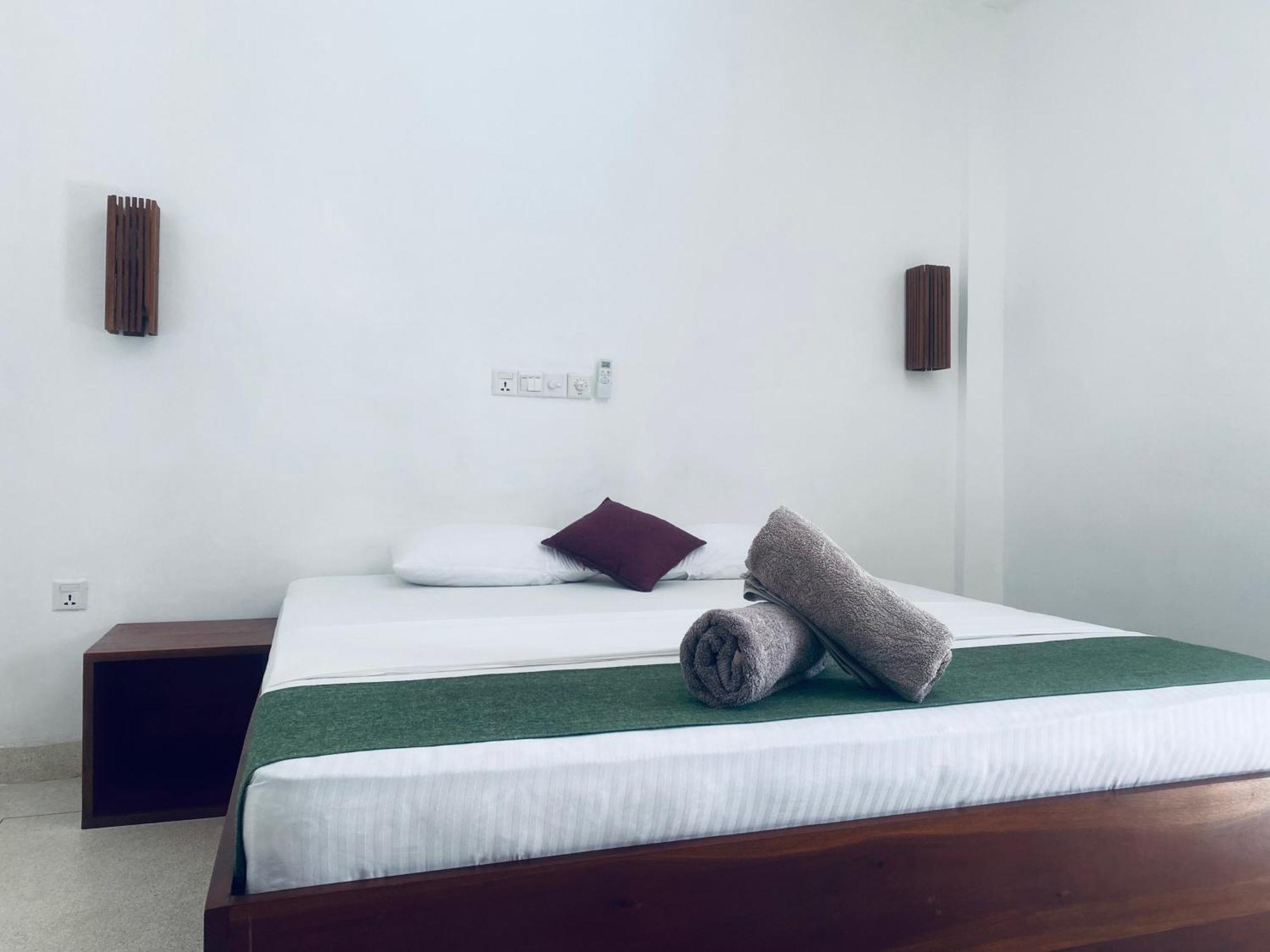 Bienvenido Cozy Madiha Hotel Matara Quarto foto